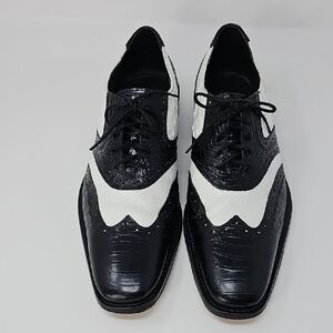 Stacy Adams Black and White Wingtip Lace-Up Oxfords